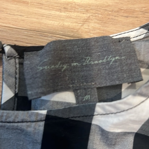 Anthropologie Sunday in Brooklyn Check Poplin Top - Size Medium - Picture 3 of 9